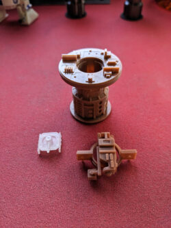 The 4 main parts of the kit. The astromech stem and head base are 2 separate pieces.